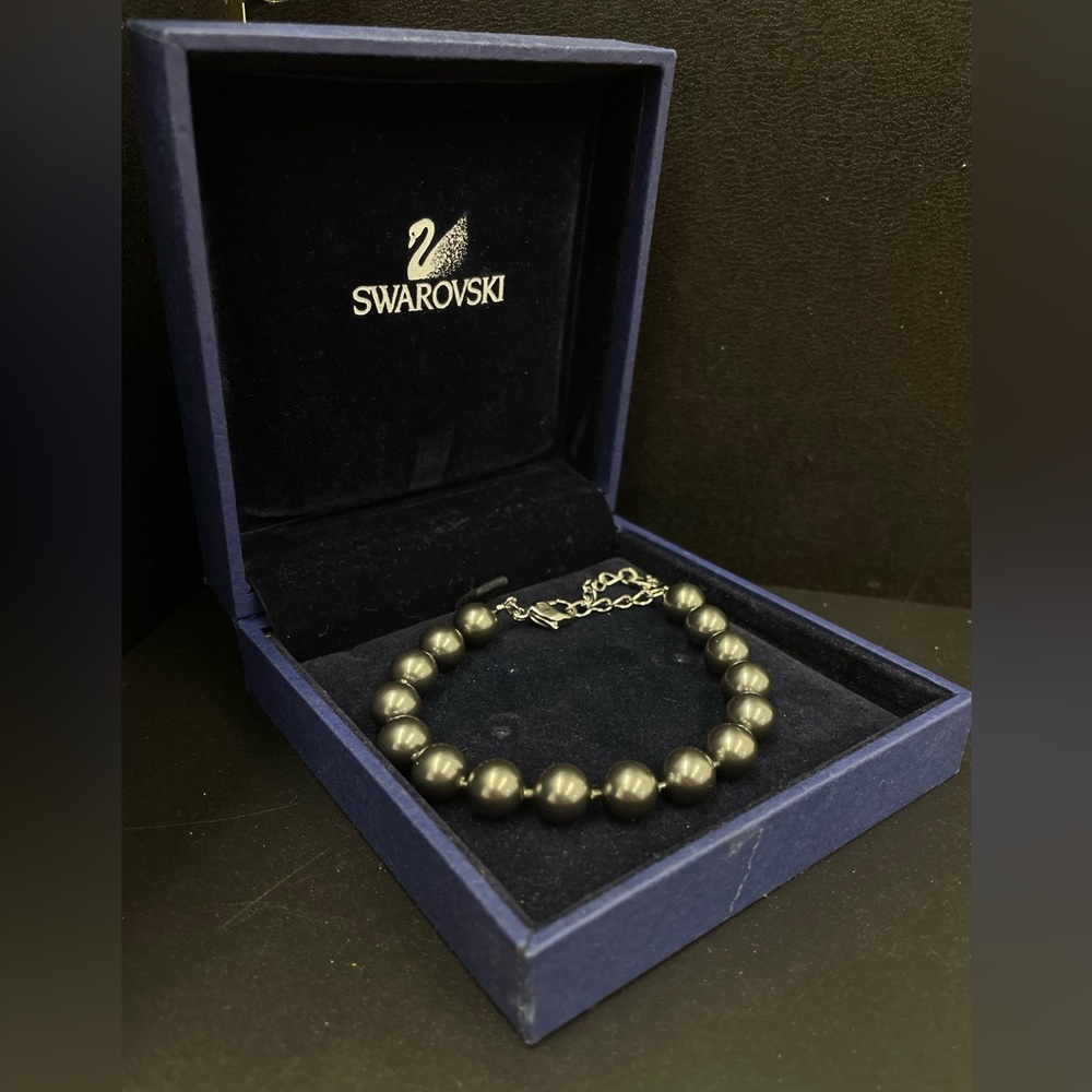 SWAROVSKI Bracelet Grey